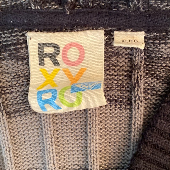 Roxy - Long sleeve Striped Sweater. Size XL - Picture 3 of 9
